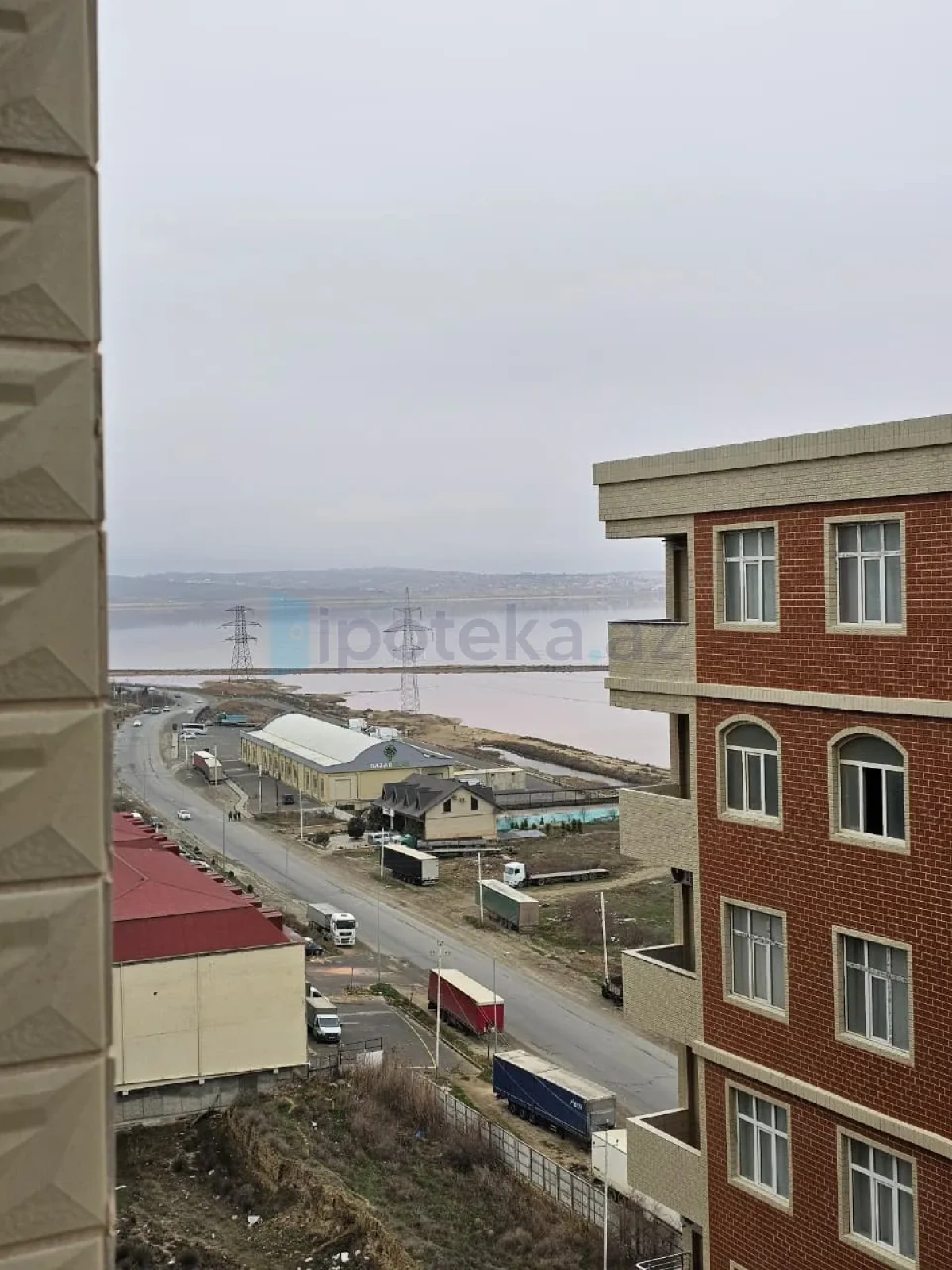 Satılır 3 otaqlı yeni tikili 82 m²