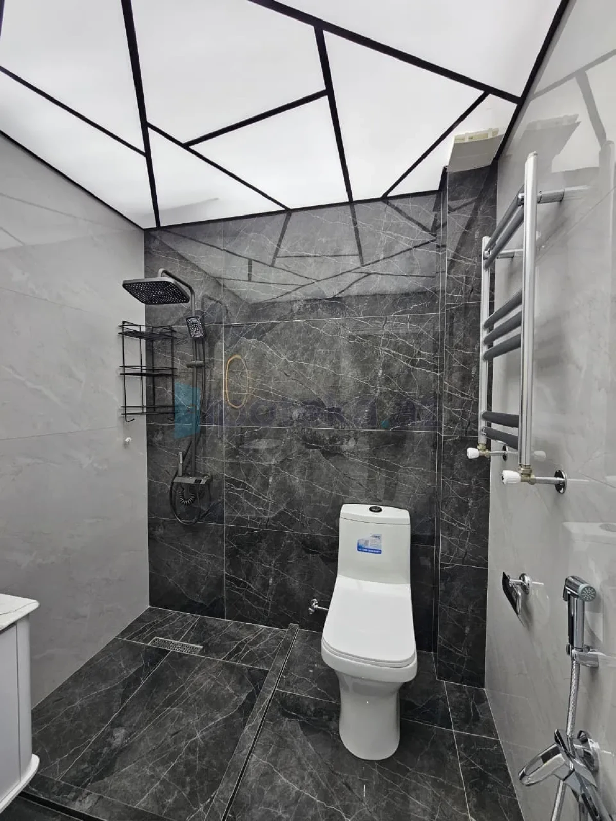 Satılır 3 otaqlı yeni tikili 82 m²