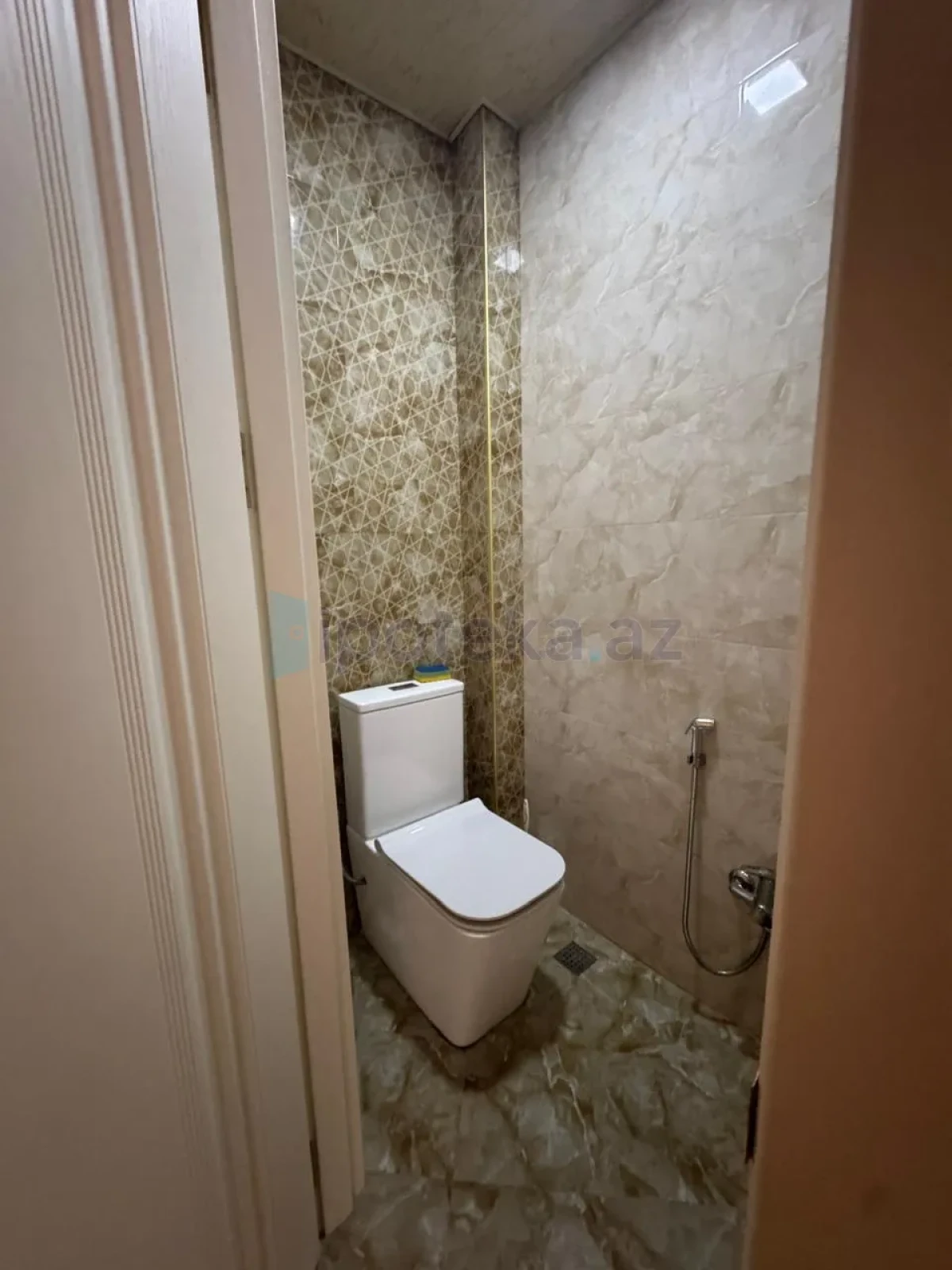 Satılır 3 otaqlı yeni tikili 100 m²