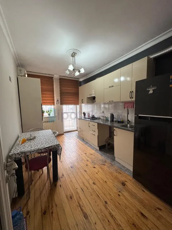 Satılır 3 otaqlı yeni tikili 100 m²