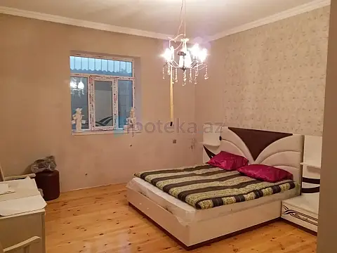 Satılır 4 otaqlı həyət evi 400 m²