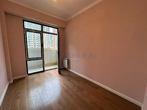 Satılır 4 otaqlı yeni tikili 120 m²