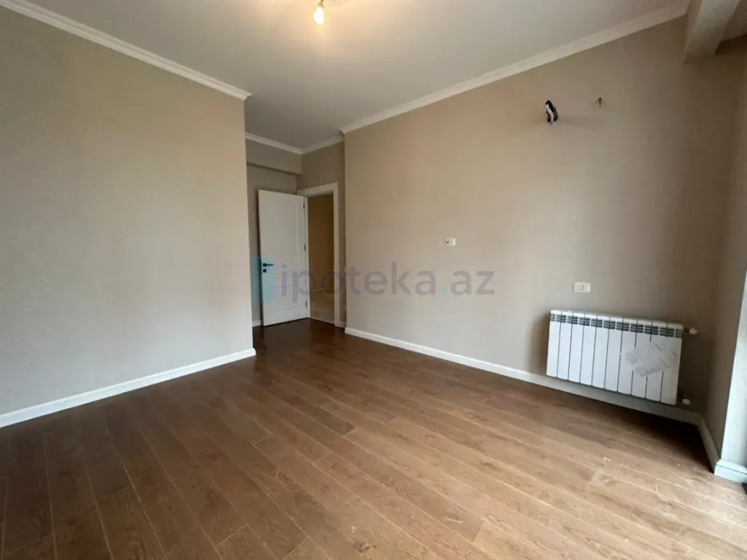 Satılır 4 otaqlı yeni tikili 120 m²