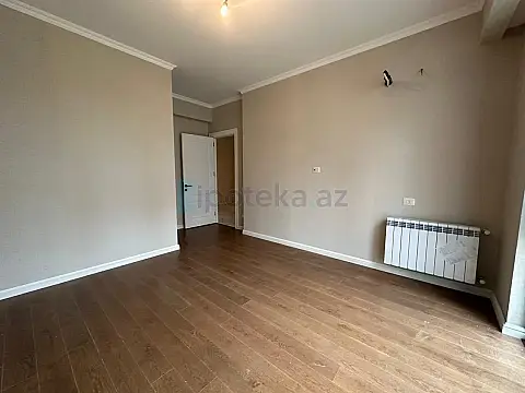 Satılır 4 otaqlı yeni tikili 120 m²