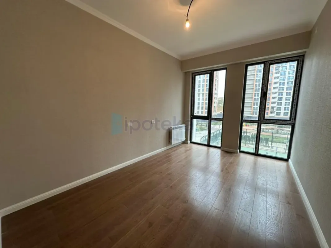 Satılır 4 otaqlı yeni tikili 120 m²