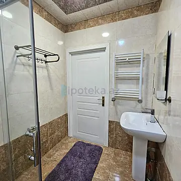 Satılır 2 otaqlı yeni tikili 77 m²
