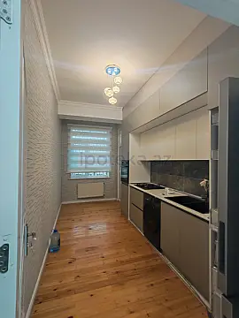 Satılır 3 otaqlı yeni tikili 110 m²