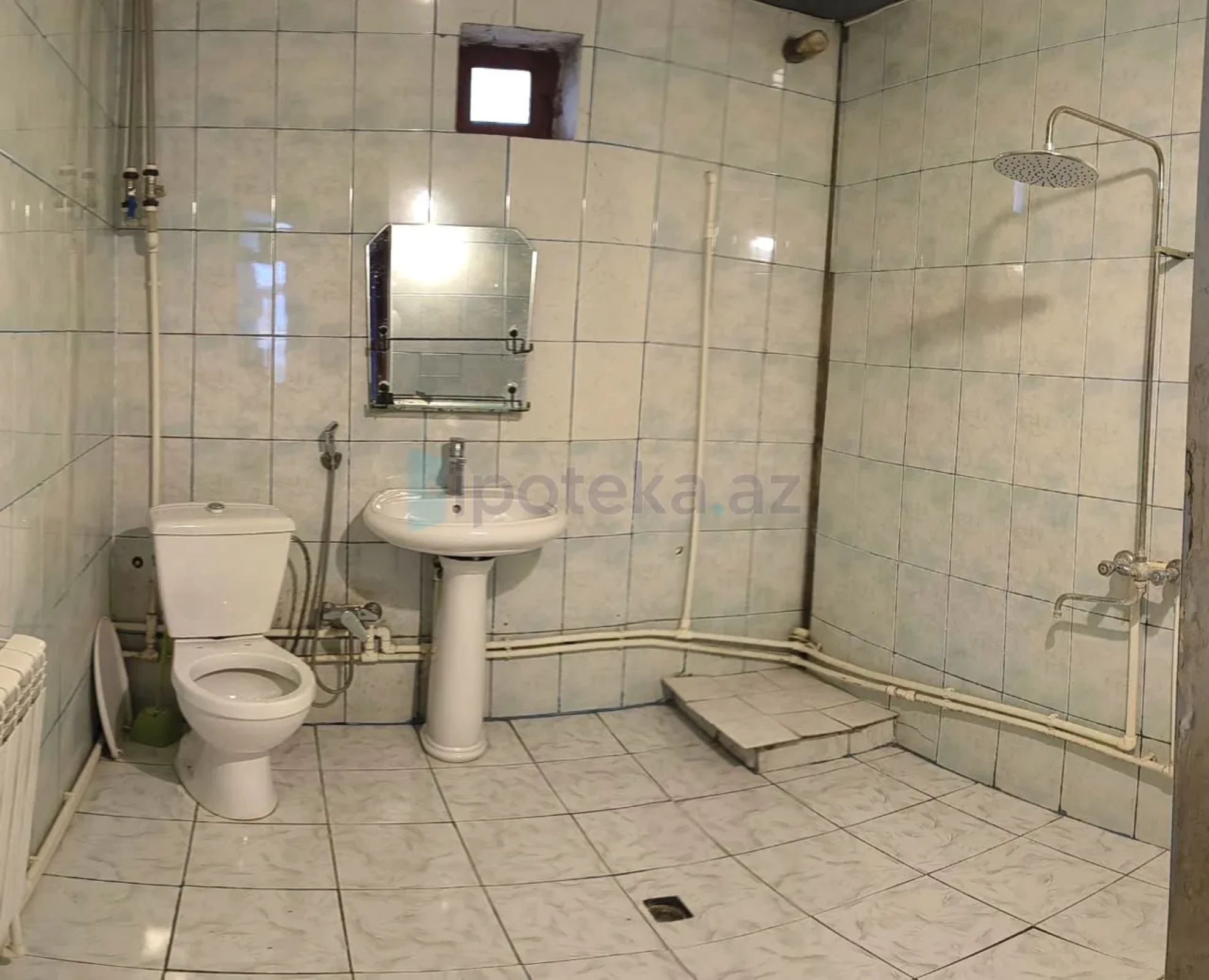 Satılır 5 otaqlı həyət evi 127 m²