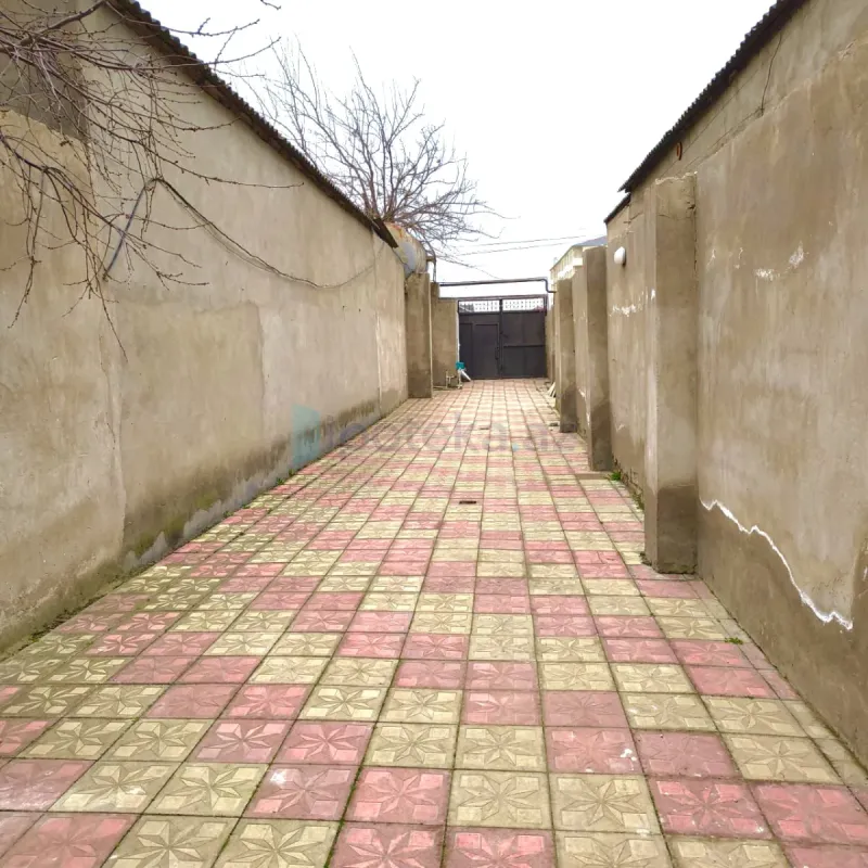 Satılır 5 otaqlı həyət evi 127 m²