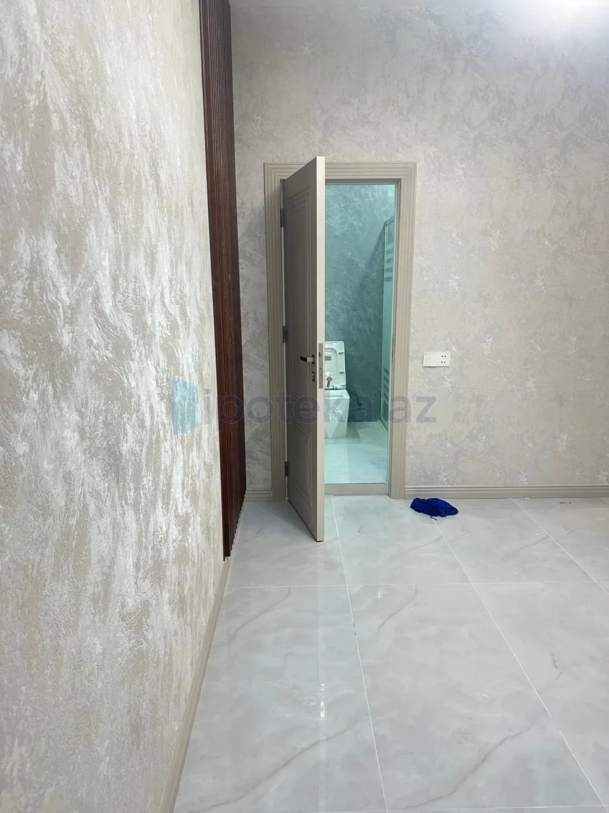 Satılır 2 otaqlı yeni tikili 62 m²