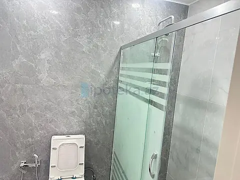 Satılır 2 otaqlı yeni tikili 62 m²