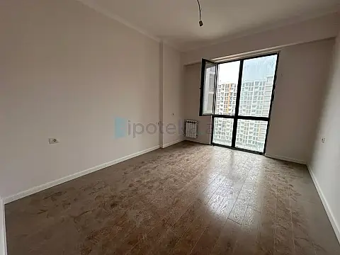 Satılır 3 otaqlı yeni tikili 82.03 m²
