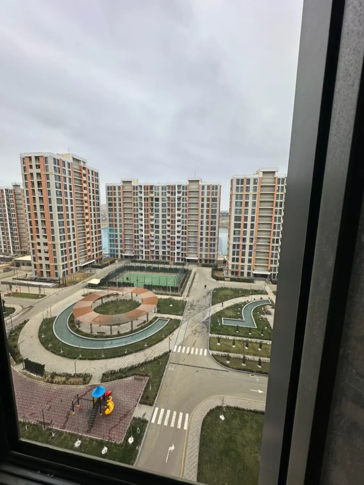 Satılır 3 otaqlı yeni tikili 82.03 m²