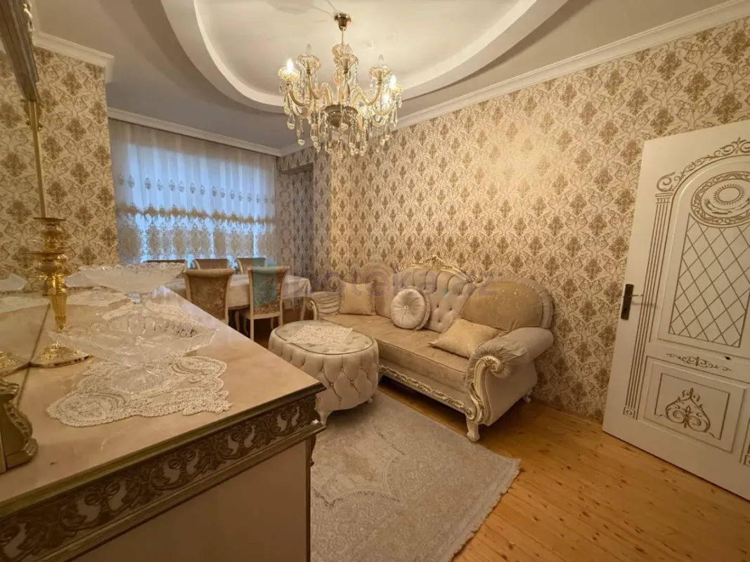 Satılır 3 otaqlı yeni tikili 85 m²