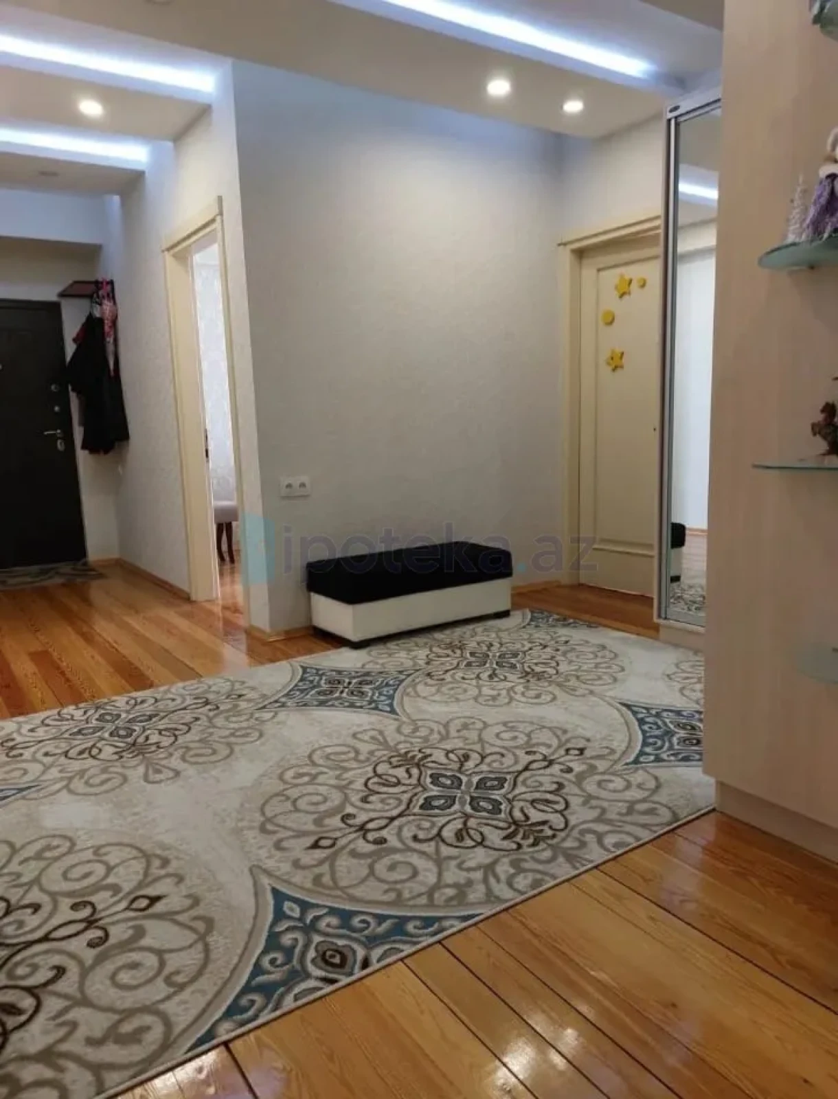 Satılır 3 otaqlı yeni tikili 86 m²