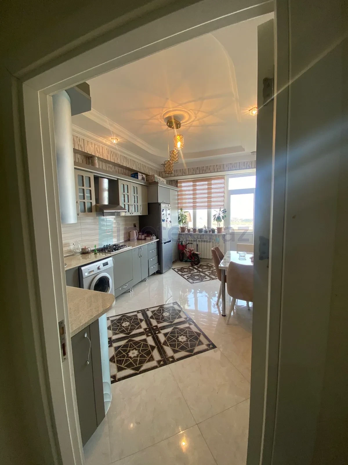 Satılır 2 otaqlı yeni tikili 72.4 m²