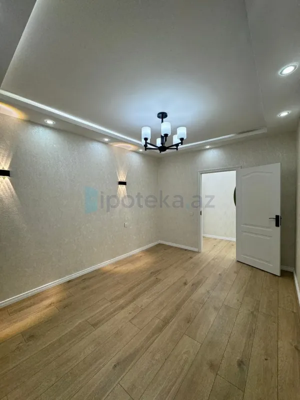 Satılır 2 otaqlı köhnə tikili 60 m²