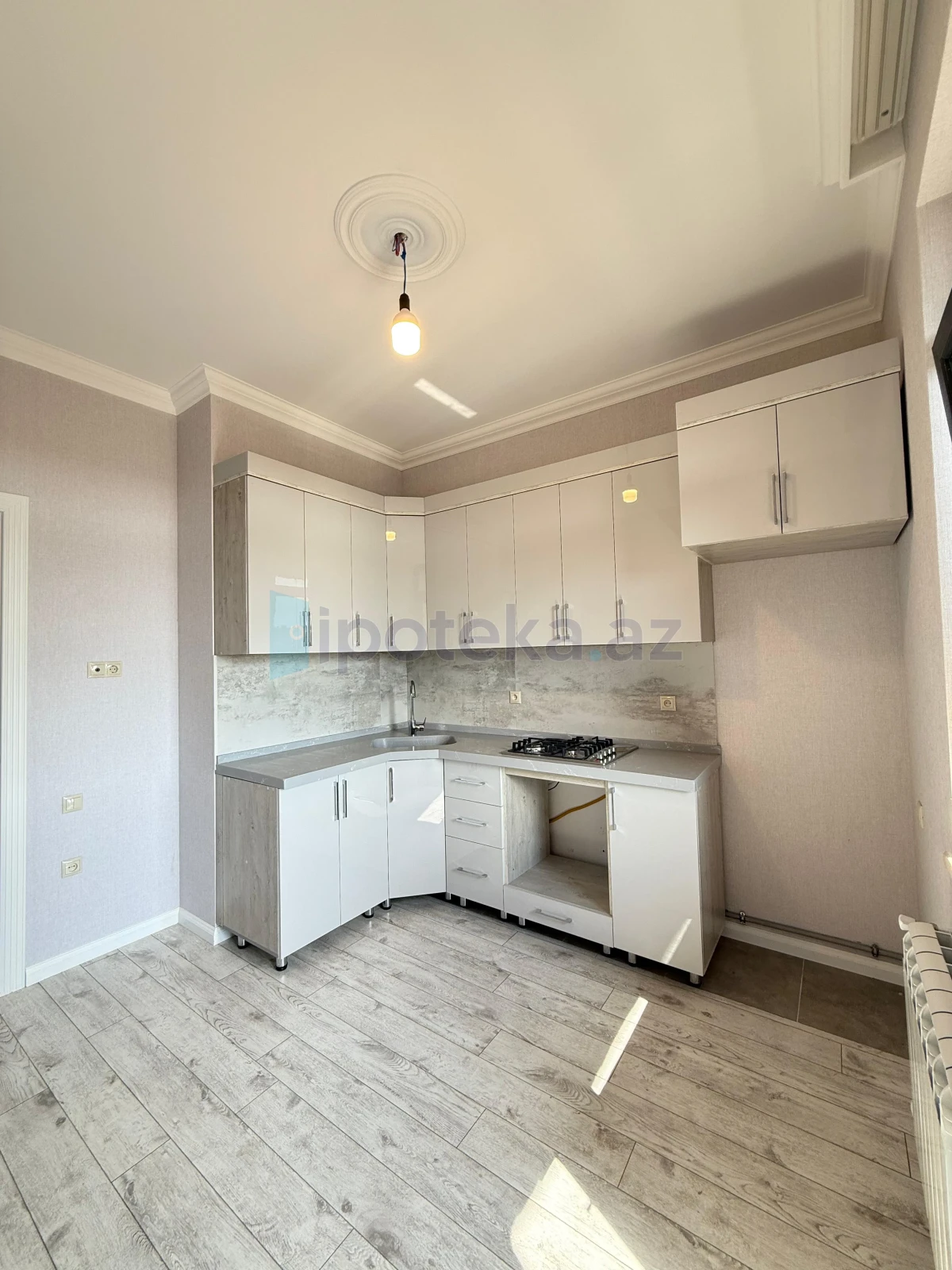 Satılır 2 otaqlı yeni tikili 67 m²