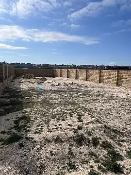 Satılır torpaq sahəsi 3.8 m²