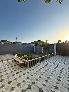 Satılır 4 otaqlı həyət evi 100 m²