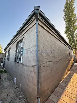 Satılır 4 otaqlı həyət evi 100 m²