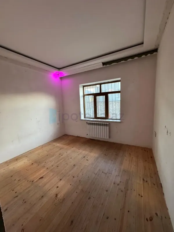 Satılır 4 otaqlı həyət evi 124 m²