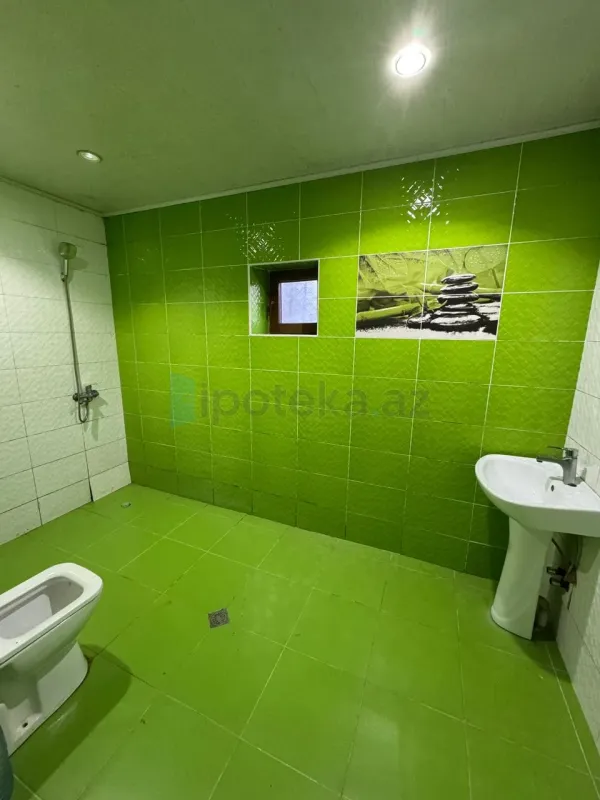 Satılır 4 otaqlı həyət evi 124 m²