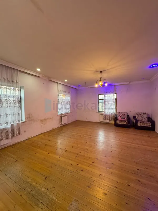 Satılır 4 otaqlı həyət evi 124 m²