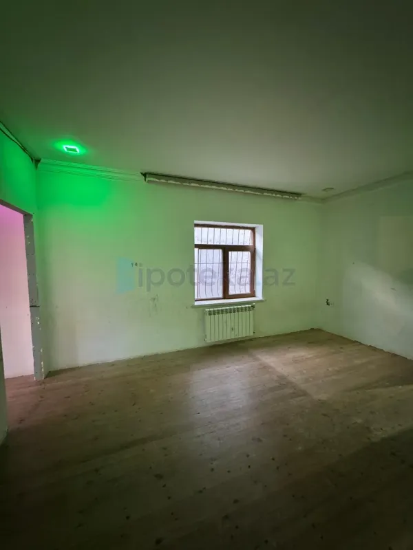 Satılır 4 otaqlı həyət evi 124 m²