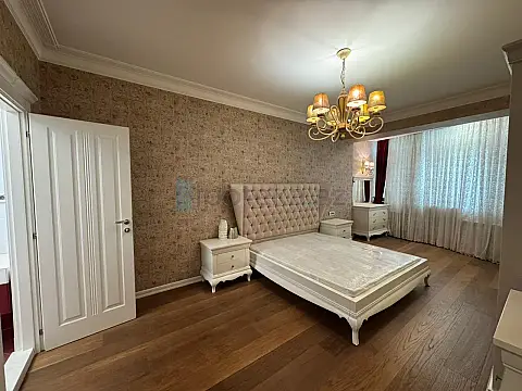 Satılır 3 otaqlı yeni tikili 171 m²