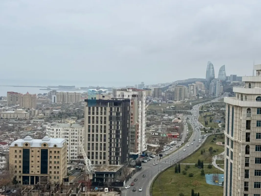 Satılır 3 otaqlı yeni tikili 171 m²