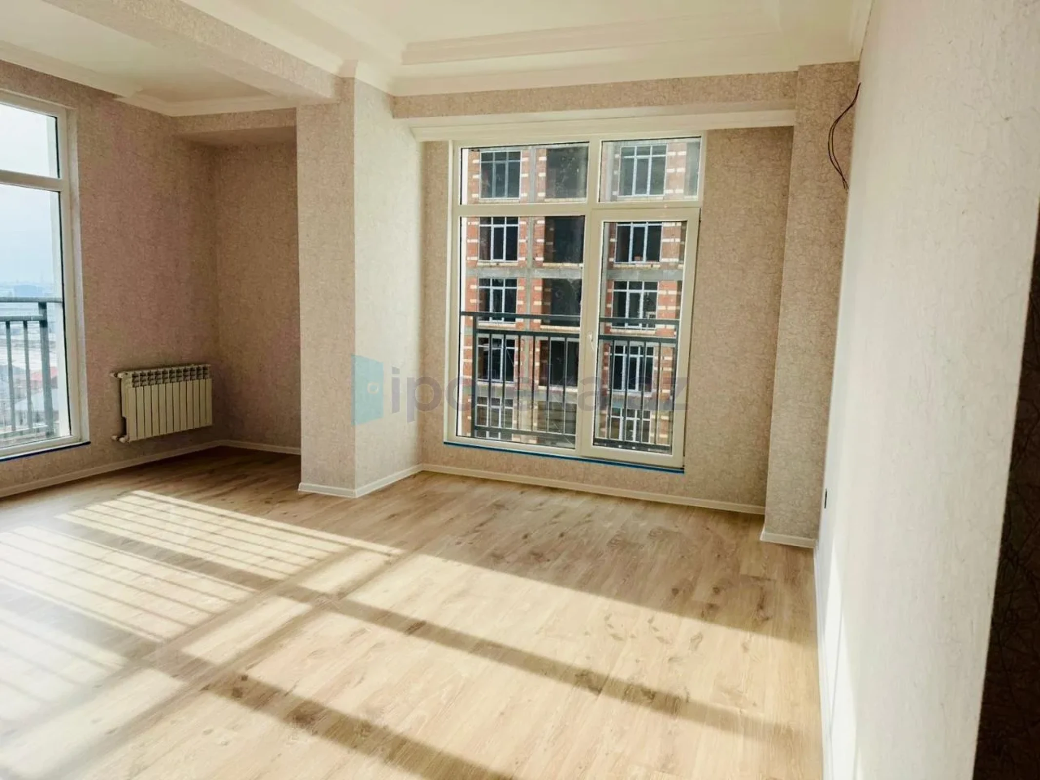 Satılır 3 otaqlı yeni tikili 91.7 m²