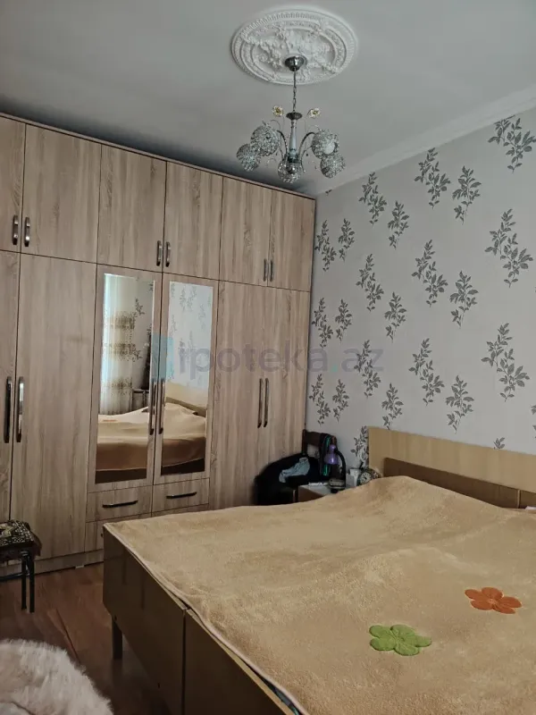 Satılır 4 otaqlı həyət evi 100 m²