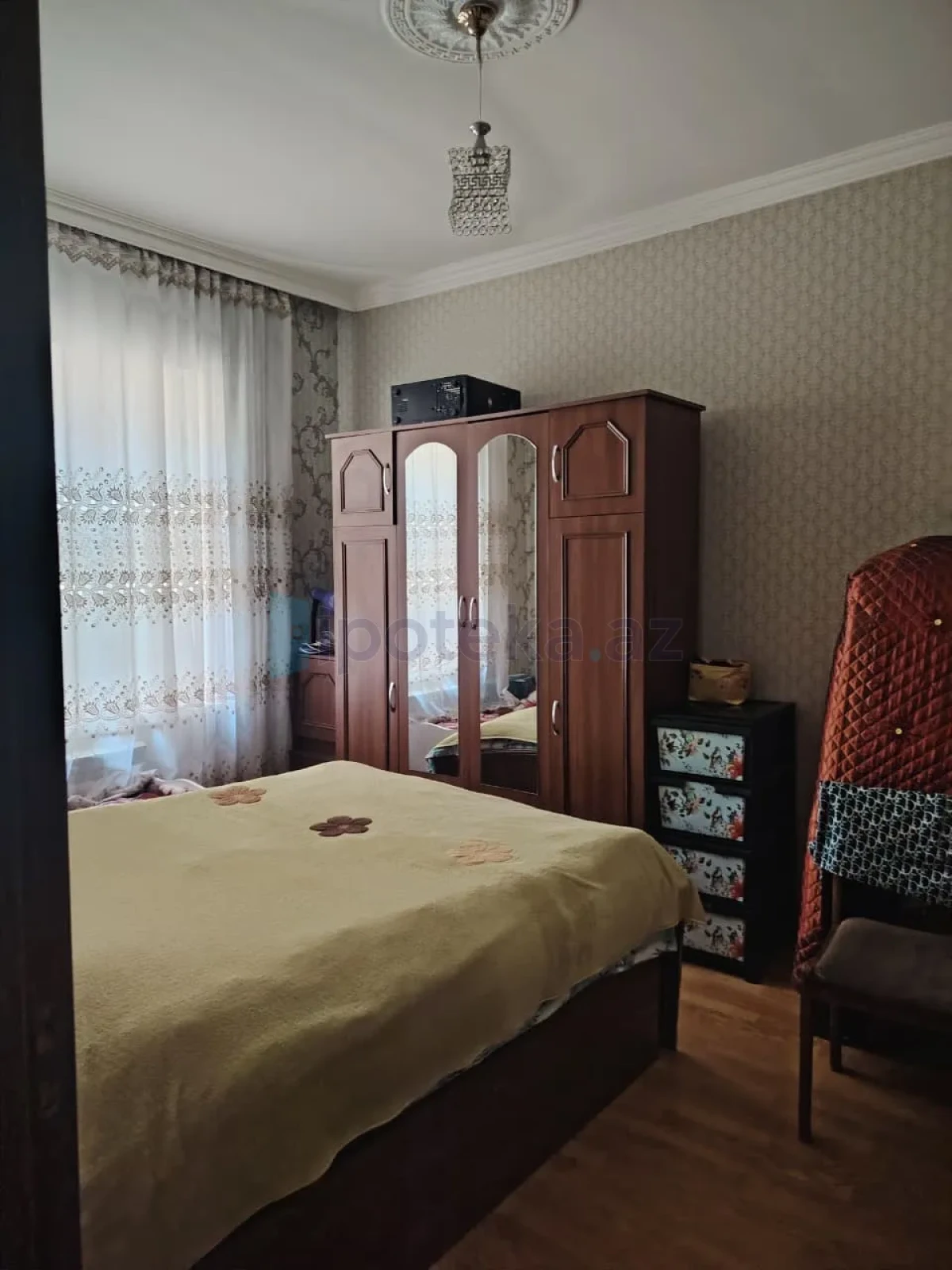 Satılır 4 otaqlı həyət evi 100 m²