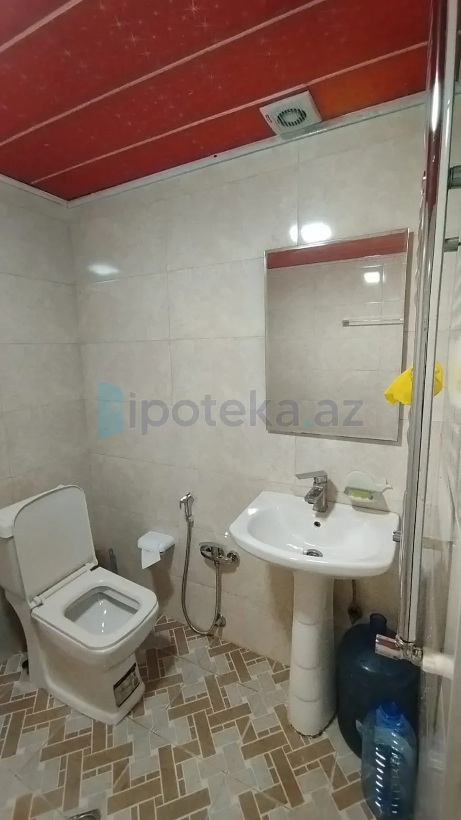 Satılır 3 otaqlı yeni tikili 70 m²