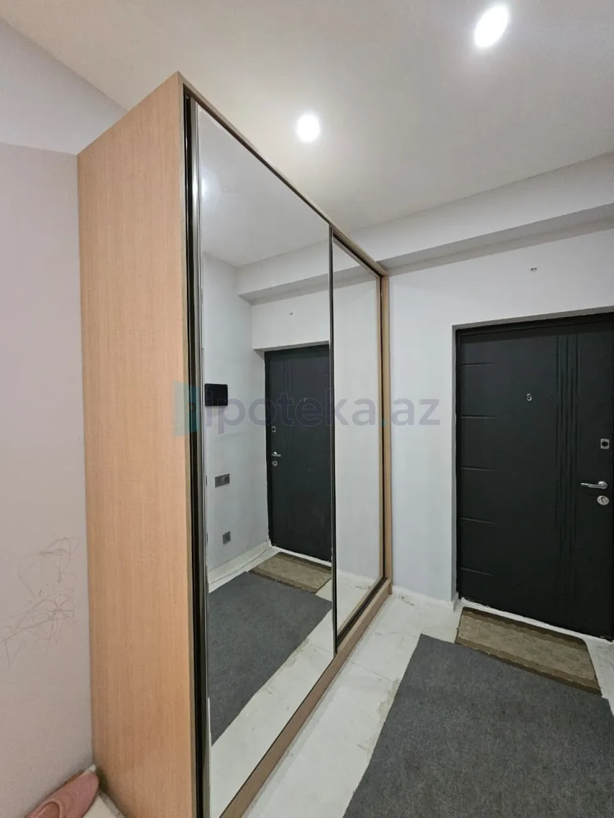 Satılır 3 otaqlı yeni tikili 114 m²