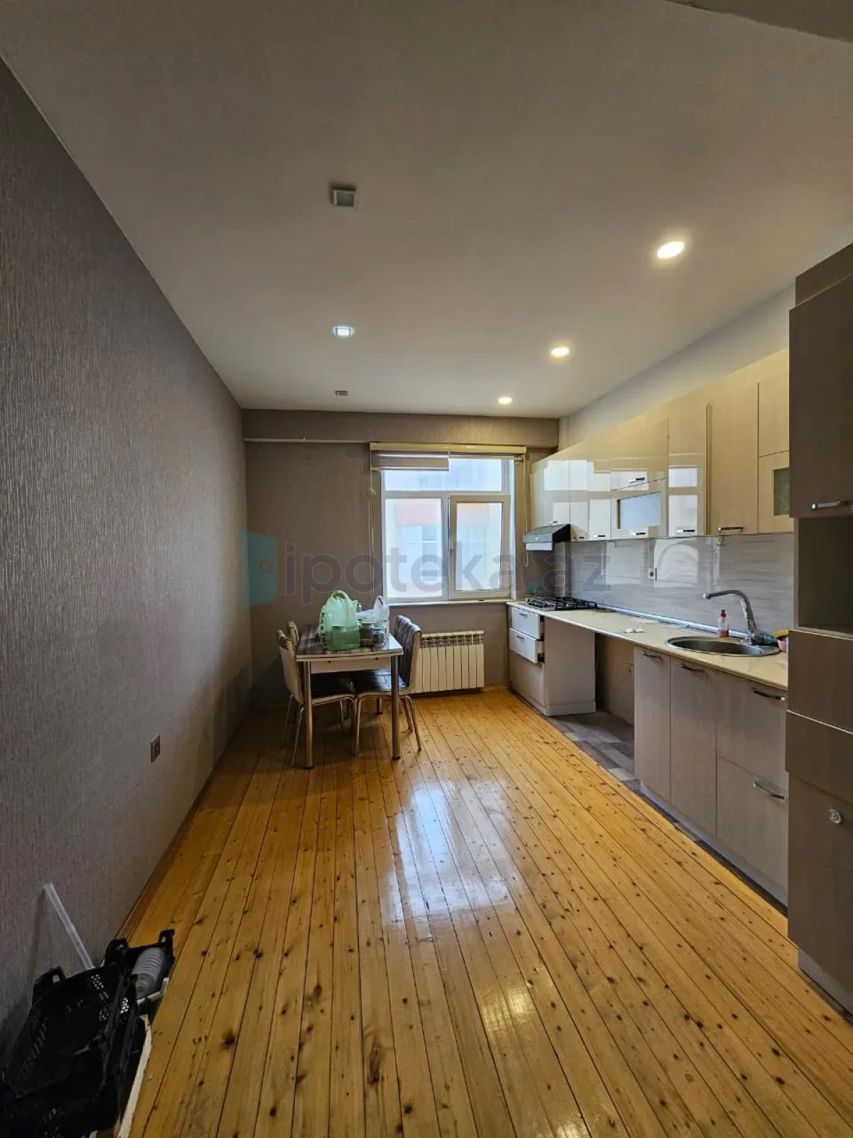 Satılır 3 otaqlı yeni tikili 114 m²