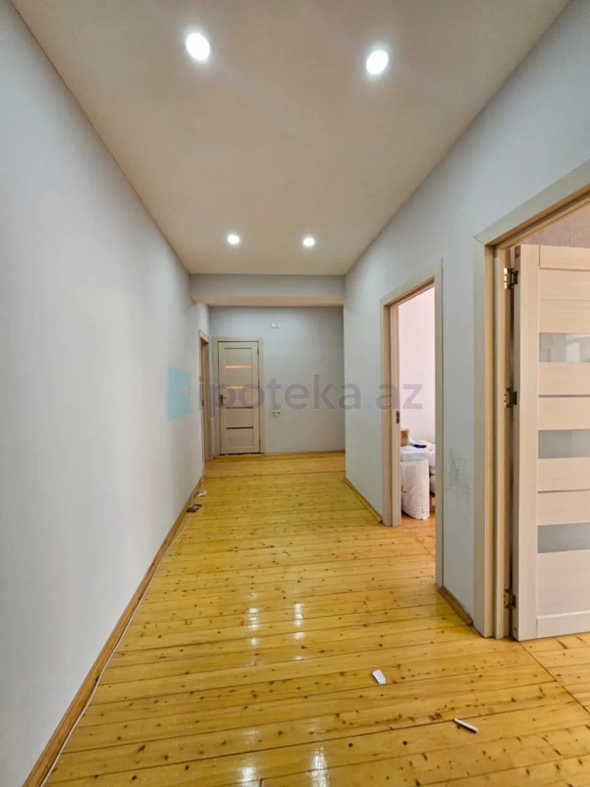 Satılır 3 otaqlı yeni tikili 114 m²