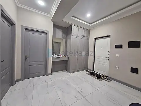 Satılır 2 otaqlı yeni tikili 65 m²