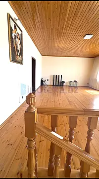 Satılır 5 otaqlı həyət evi 200 m²
