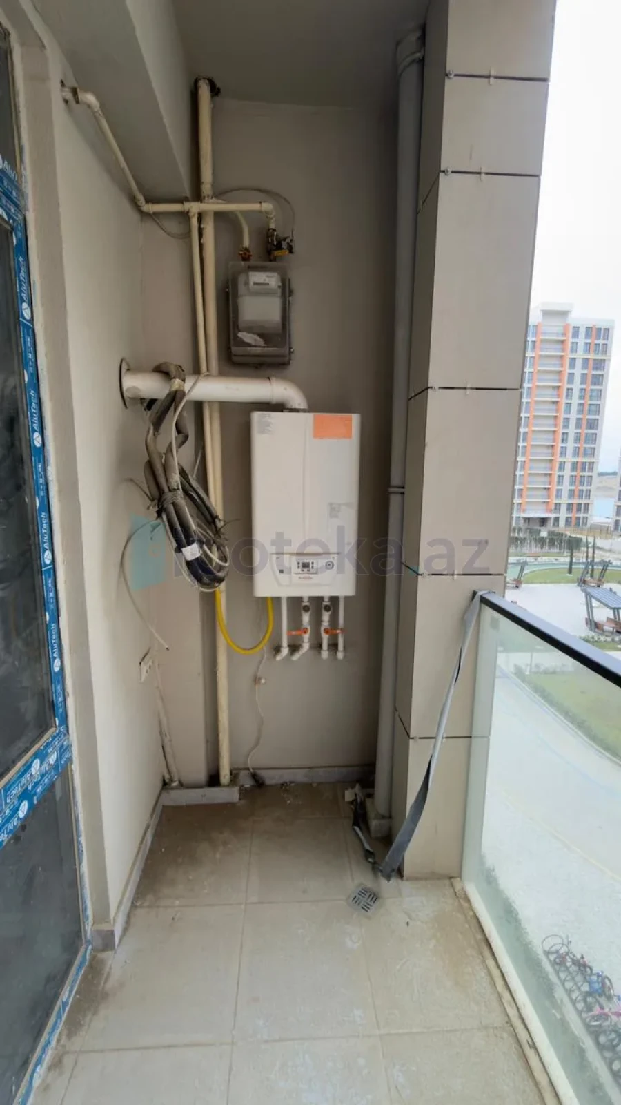 Satılır 3 otaqlı yeni tikili 83 m²