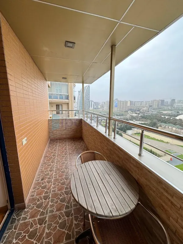 Satılır 3 otaqlı yeni tikili 128 m²