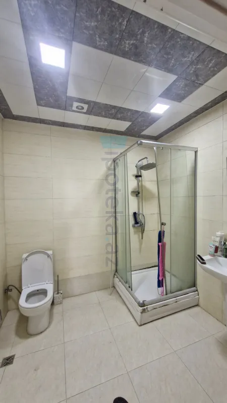 Satılır 3 otaqlı yeni tikili 105 m²