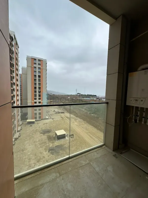 Satılır 3 otaqlı yeni tikili 82.03 m²