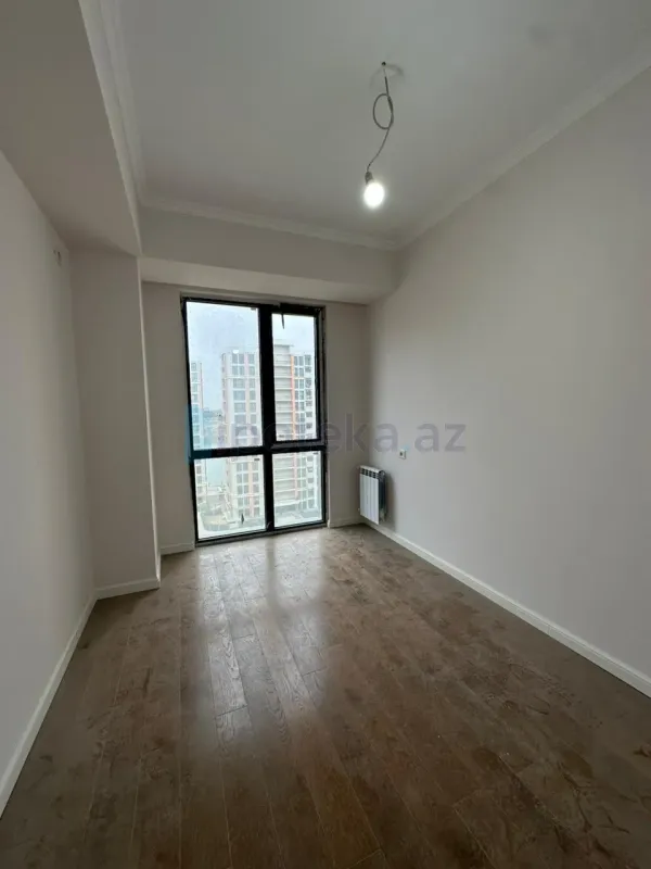 Satılır 3 otaqlı yeni tikili 82.03 m²