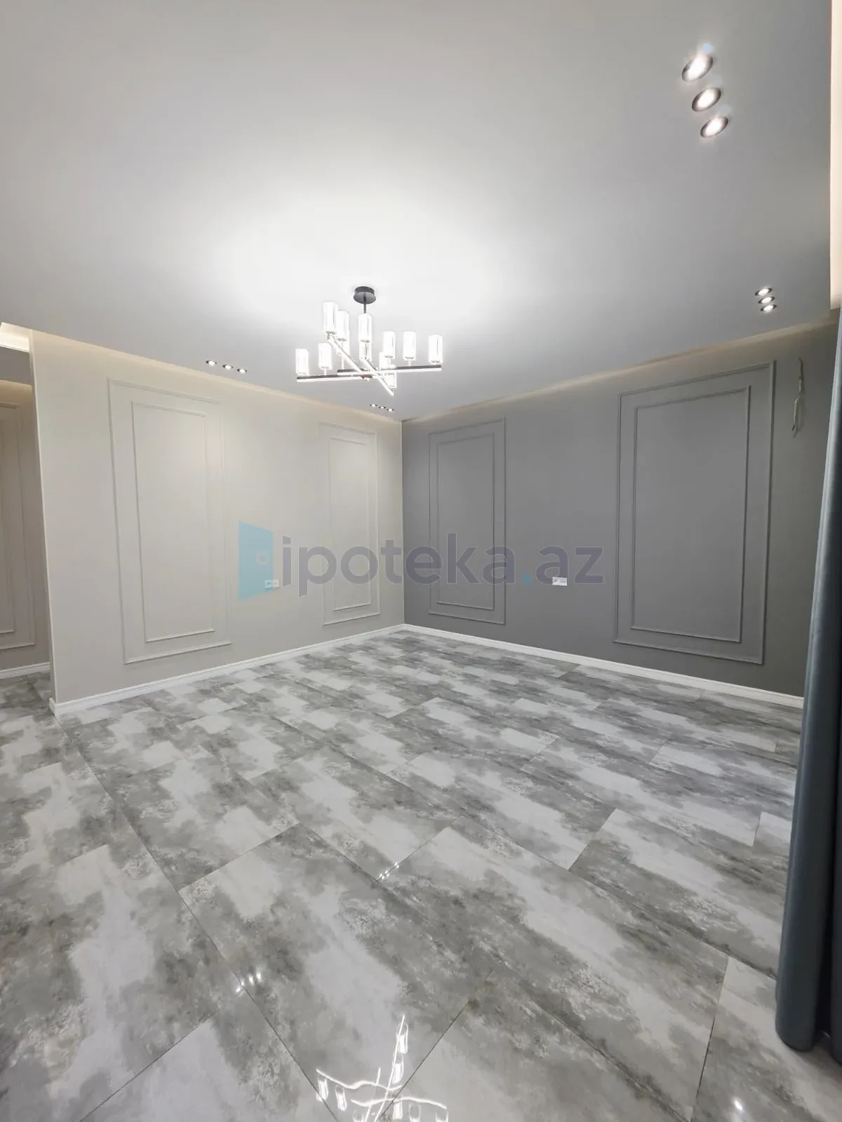Satılır 4 otaqlı mənzil 140 m²