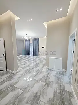 Satılır 4 otaqlı mənzil 140 m²