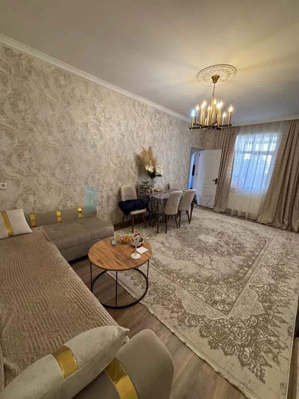 Satılır 2 otaqlı yeni tikili 60 m²