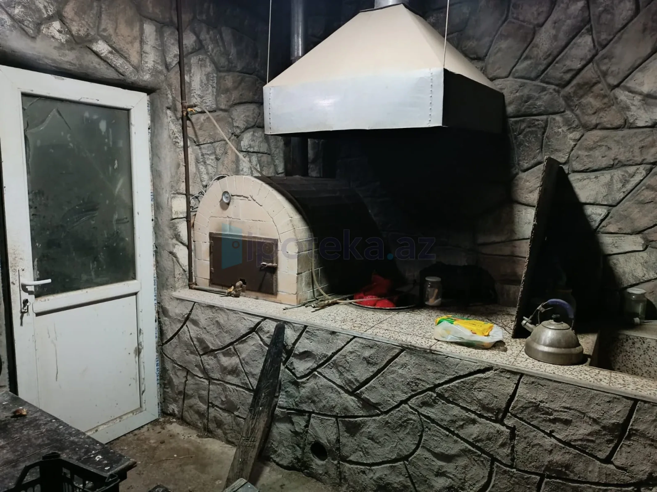 Satılır 6 otaqlı həyət evi 450 m²