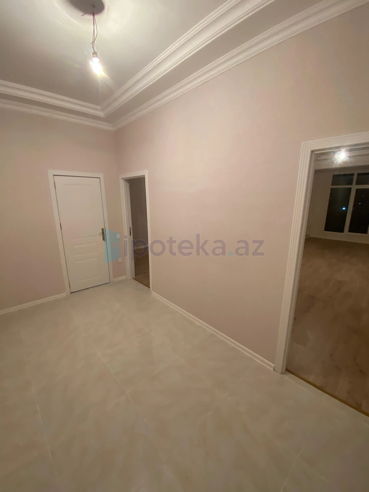Satılır 2 otaqlı yeni tikili 74 m²